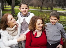abuelas y nietos