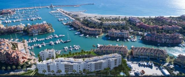 A1_Pier_apartments_Sotogrande_aerial_Mz-2019